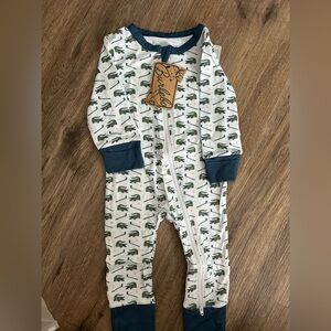 NWT BURLEBO Baby Zip Up - Tap It In